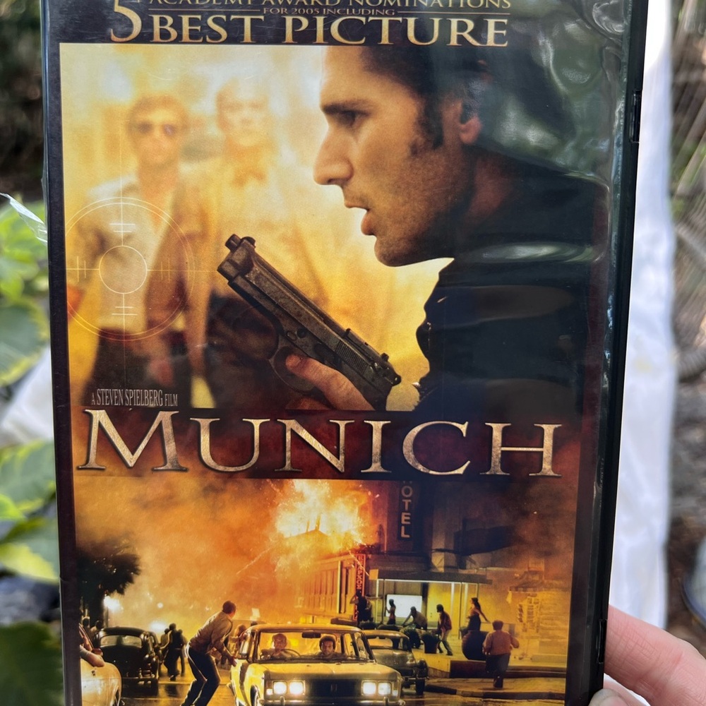 Munich DVD - Black Case like new.